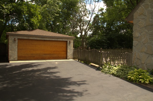 1812 Clyde Dr, Naperville, IL 60565 photo 7