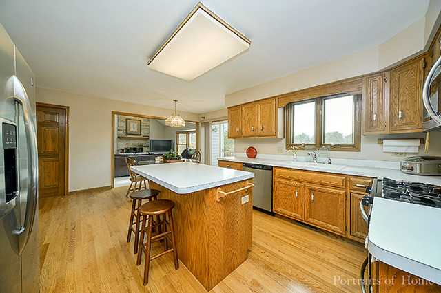 2805 Mapleside Ct, Aurora, IL 60502 photo 8