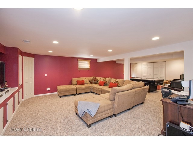 200 Foxmoor Rd, Fox River Grove, IL 60021 photo 5