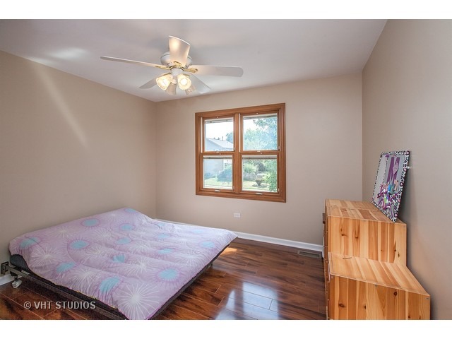 200 Foxmoor Rd, Fox River Grove, IL 60021 photo 8