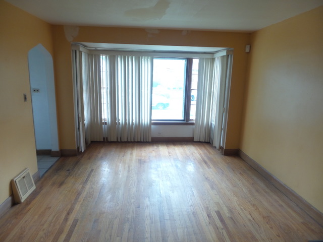 7213 S Spaulding Ave, Chicago, IL 60629 photo 2