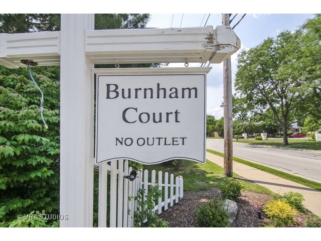936 Burnham Ct, Glenview, IL 60025 photo 16