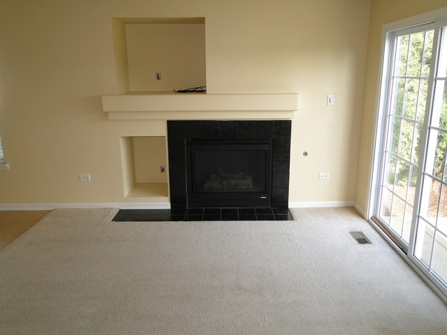 605 Briarcliff Dr, Minooka, IL 60447 photo 3