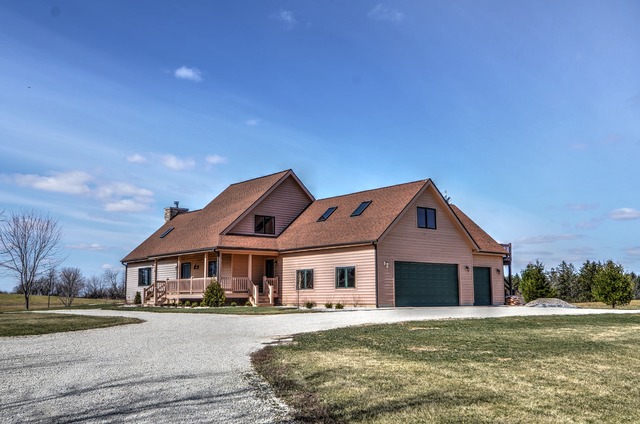 1403 N Rt 23 Hwy, Marengo, IL 60152 photo 1
