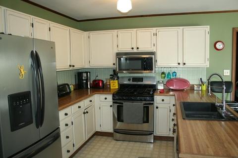 3205 W Lorient Dr, Mchenry, IL 60050 photo 8