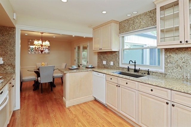 1165 W Deerpath Rd, Lake Forest, IL 60045 photo 3