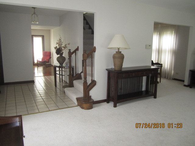 4356 Lombardy Ln, Hoffman Estates, IL 60192 photo 3
