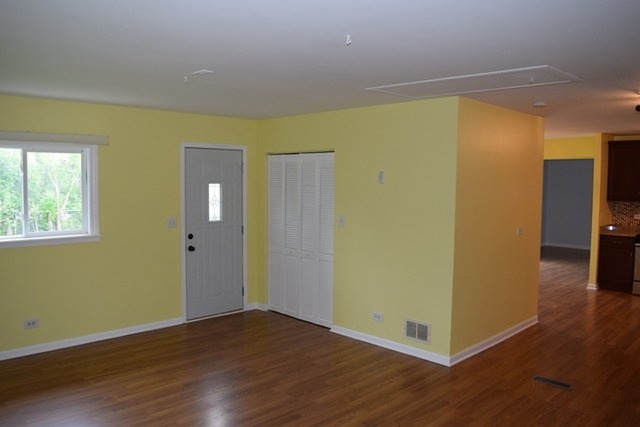 1650 Ashley Rd, Hoffman Estates, IL 60169 photo 7