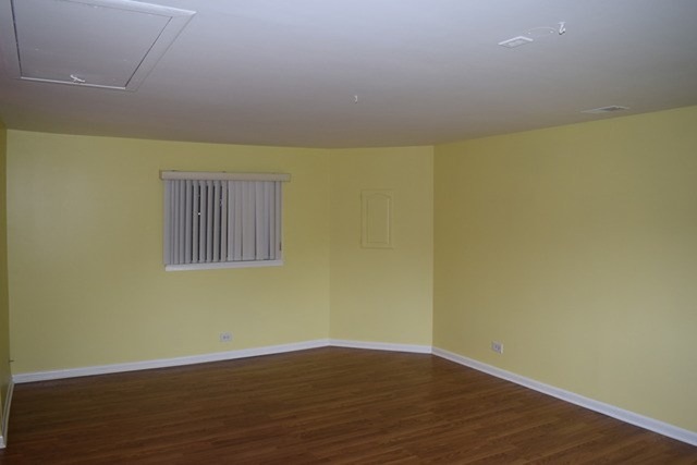 1650 Ashley Rd, Hoffman Estates, IL 60169 photo 5