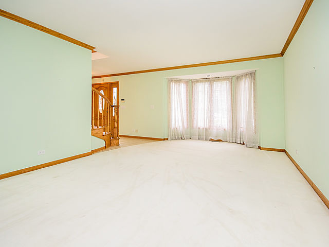 710 E Holly Ct, Addison, IL 60101 photo 9