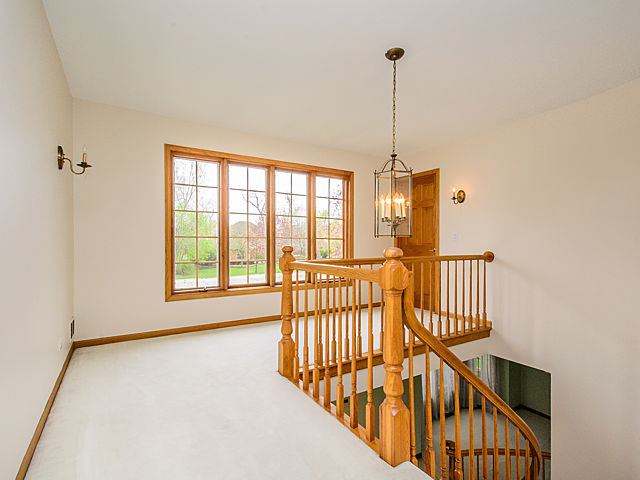 710 E Holly Ct, Addison, IL 60101 photo 13