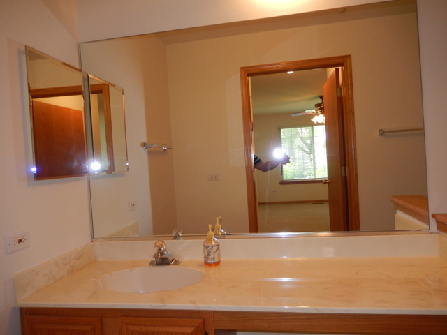 1635 Colfax Ct #4, Bartlett, IL 60103 photo 14