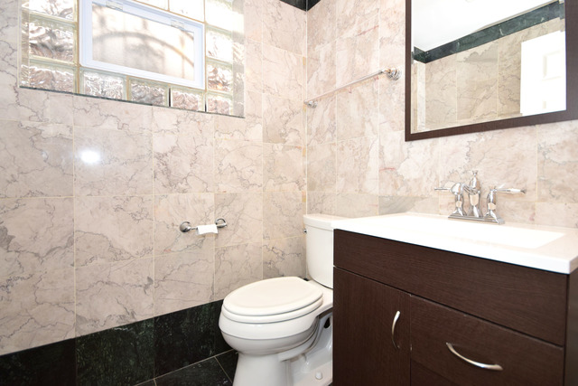 6715 N Harding Ave, Lincolnwood, IL 60712 photo 15