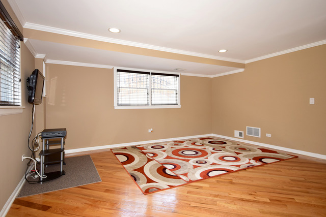 6715 N Harding Ave, Lincolnwood, IL 60712 photo 20