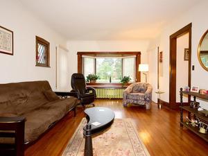 400 Blackhawk Rd, Riverside, IL 60546 photo 3