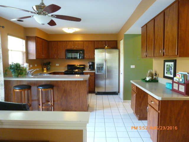 1432 Polo Dr, Bartlett, IL 60103 photo 5