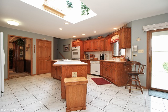 19433 Everett Ln, Mokena, IL 60448 photo 3