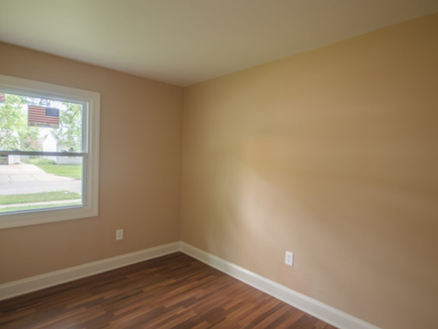 830 Post Ln, Streamwood, IL 60107 photo 11