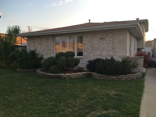 8416 Thomas Ave, Bridgeview, IL 60455 photo 1
