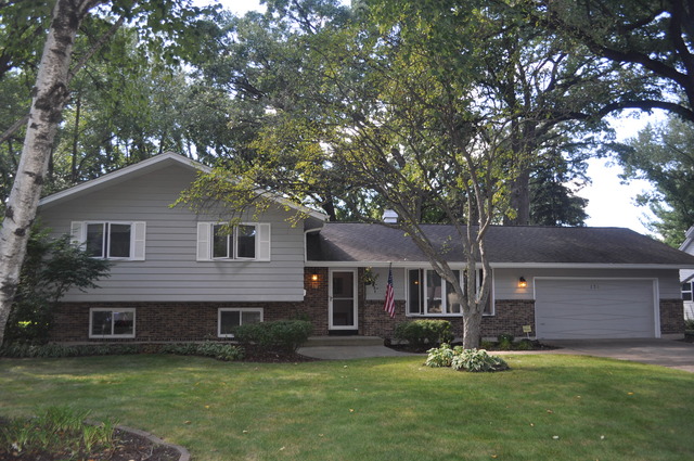 176 Westgate Dr, Elgin, IL 60123 photo 1