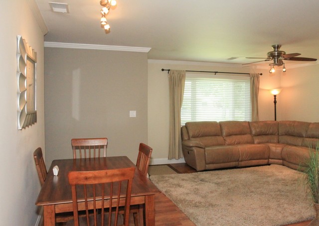 607 Bridget Pl, Wheeling, IL 60090 photo 4
