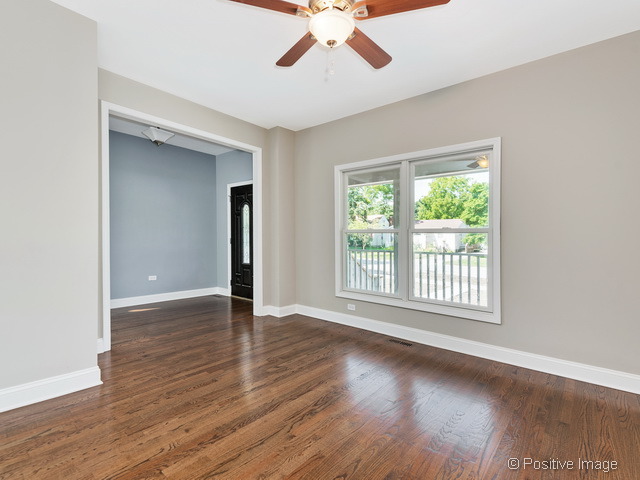 327 S Lombard Ave, Lombard, IL 60148 photo 4