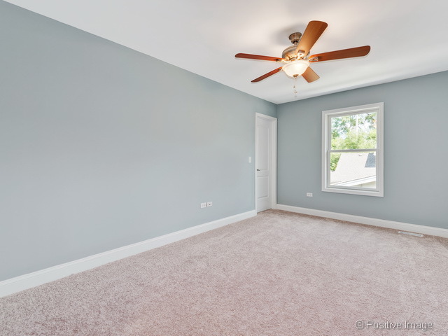 327 S Lombard Ave, Lombard, IL 60148 photo 17