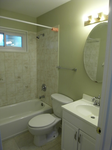 1060 Ash Rd, Hoffman Estates, IL 60169 photo 16