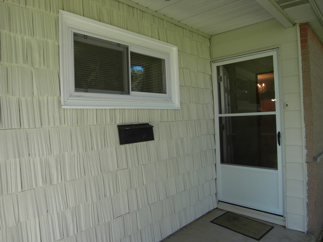 1060 Ash Rd, Hoffman Estates, IL 60169 photo 23