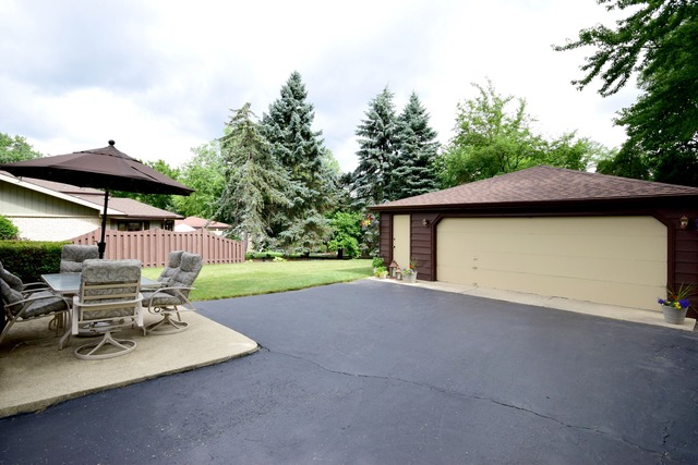 331 E Cayuga Ave, Elmhurst, IL 60126 photo 21