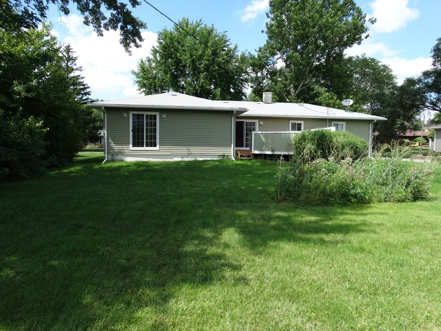 921 E 1st St, Lockport, IL 60441 photo 14
