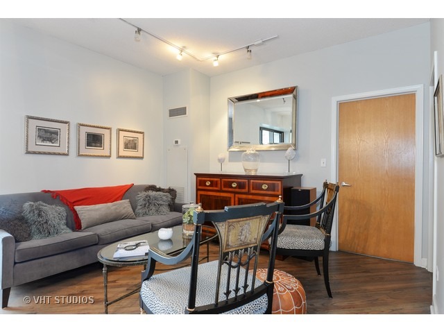 41 E 8th St #1105, Chicago, IL 60605 photo 9