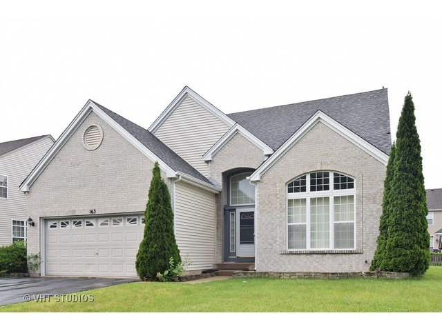 163 Dallas Dr, Bartlett, IL 60103 photo 1