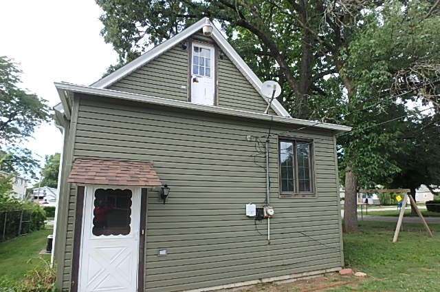 54 Mckinley Ave, Steger, IL 60475 photo 10