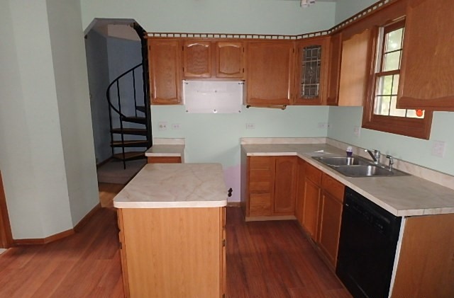 54 Mckinley Ave, Steger, IL 60475 photo 7