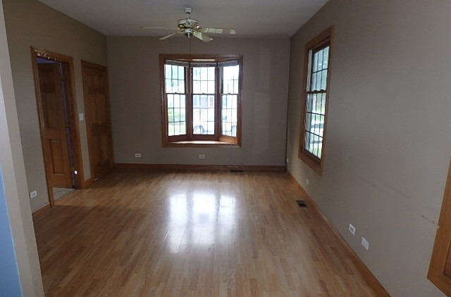 54 Mckinley Ave, Steger, IL 60475 photo 3