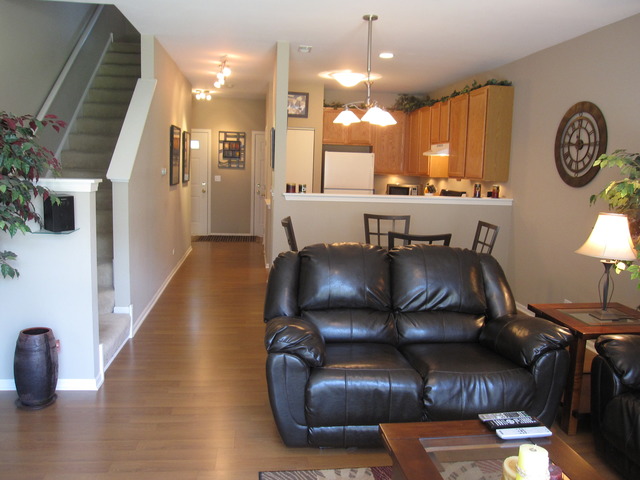 3095 Falling Waters Ln, Lindenhurst, IL 60046 photo 13