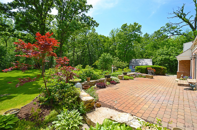33 W599 Mare Barn Ln, Wayne, IL 60184 photo 4