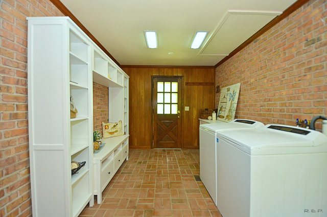 33 W599 Mare Barn Ln, Wayne, IL 60184 photo 21