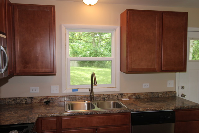 911 S River Rd, Mchenry, IL 60051 photo 3