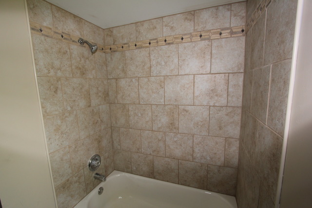 911 S River Rd, Mchenry, IL 60051 photo 10