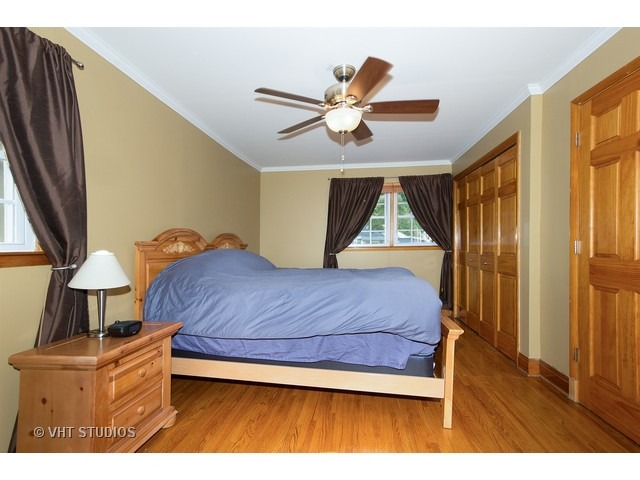 110 E 7th St, Lockport, IL 60441 photo 7