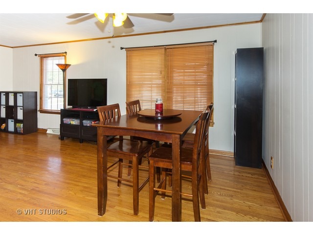 110 E 7th St, Lockport, IL 60441 photo 5