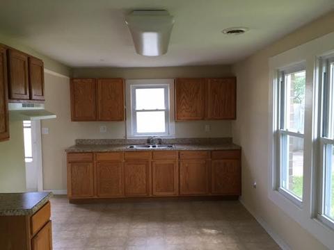 278 S 5000w Rd, Kankakee, IL 60901 photo 2