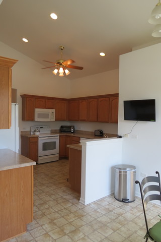 992 Oak Ridge Blvd, Elgin, IL 60120 photo 10