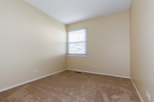 1948 Crescent Ct, Hoffman Estates, IL 60169 photo 14