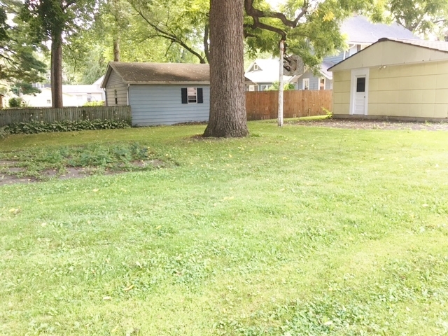 606 E Morgan St, Dixon, IL 61021 photo 11