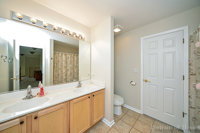 403 Hackney Ln, Oswego, IL 60543 photo 17