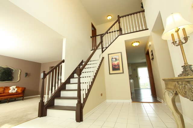 5213 Kingsbury Estates Dr, Plainfield, IL 60586 photo 2