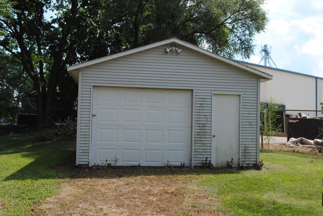 212 E 3rd St, Rock Falls, IL 61071 photo 17